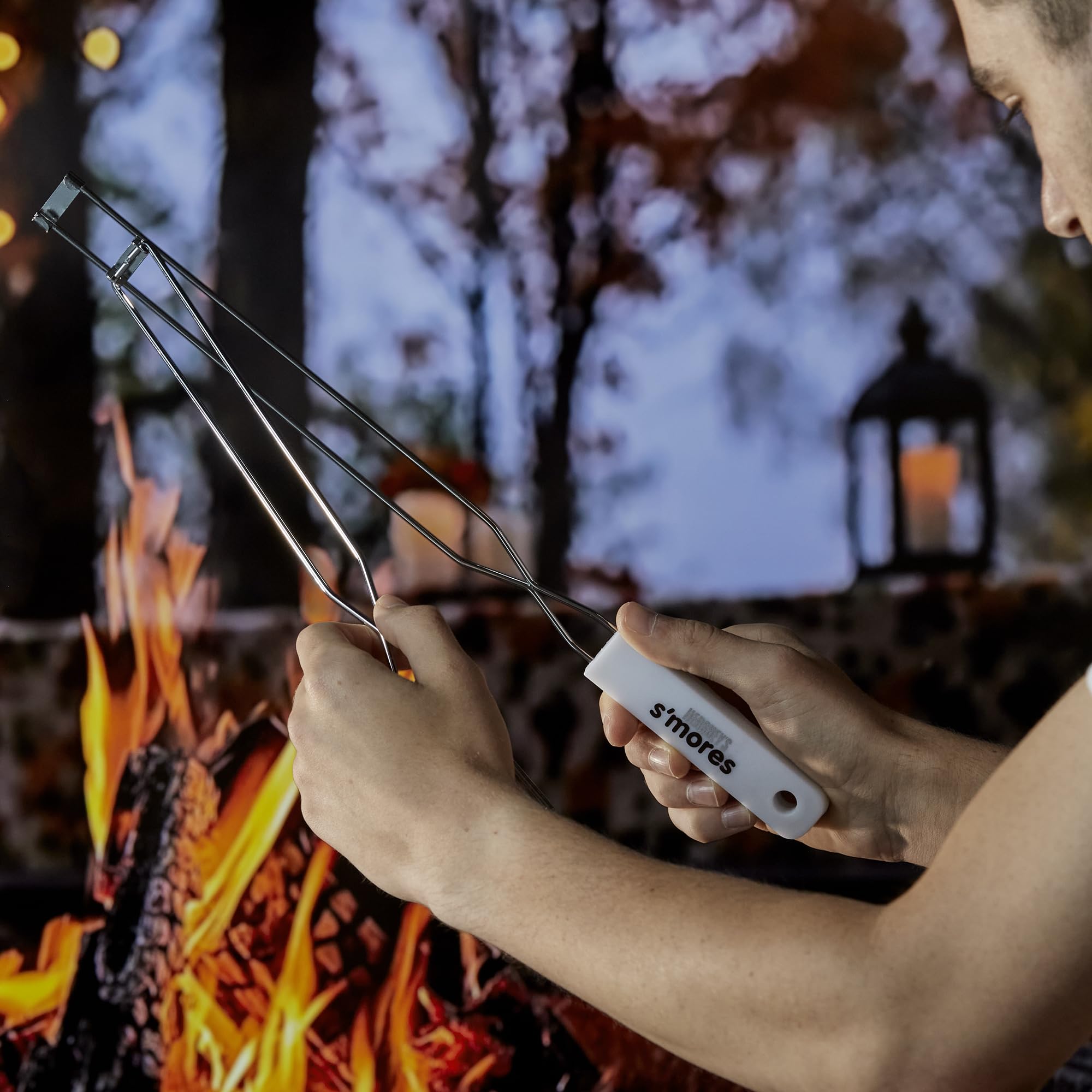 Mr. Bar-B-Q Glow-In-The-Dark HERSHEY’S Foldable Roasting Fork - Image 3