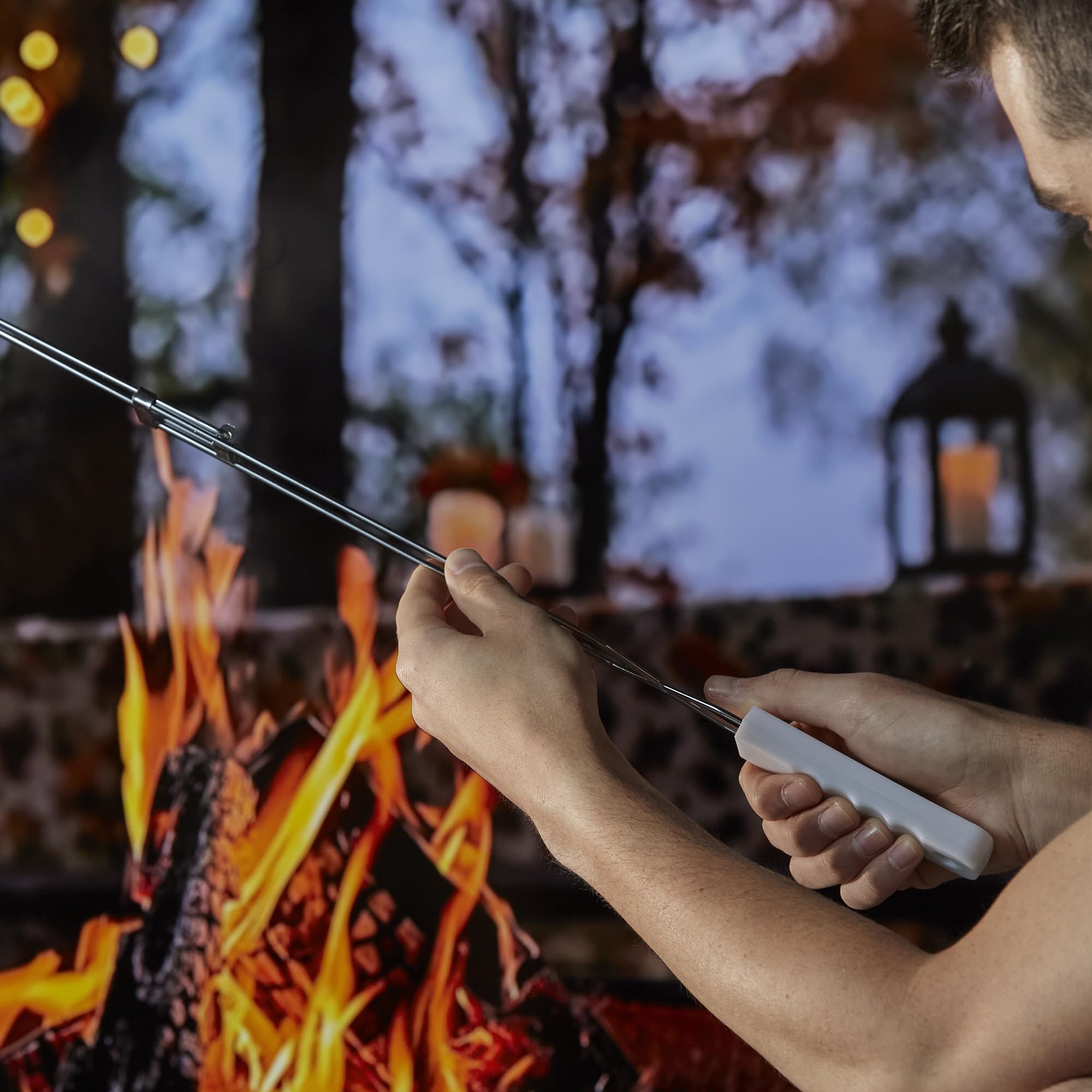 Mr. Bar-B-Q Glow-In-The-Dark HERSHEY’S Foldable Roasting Fork - Image 4