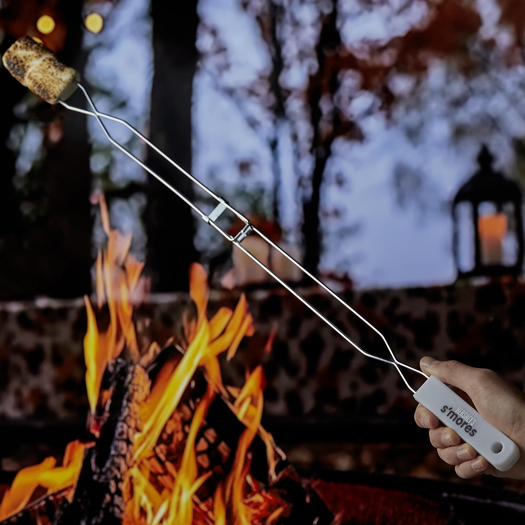 Mr. Bar-B-Q Glow-In-The-Dark HERSHEY’S Foldable Roasting Fork - Image 6