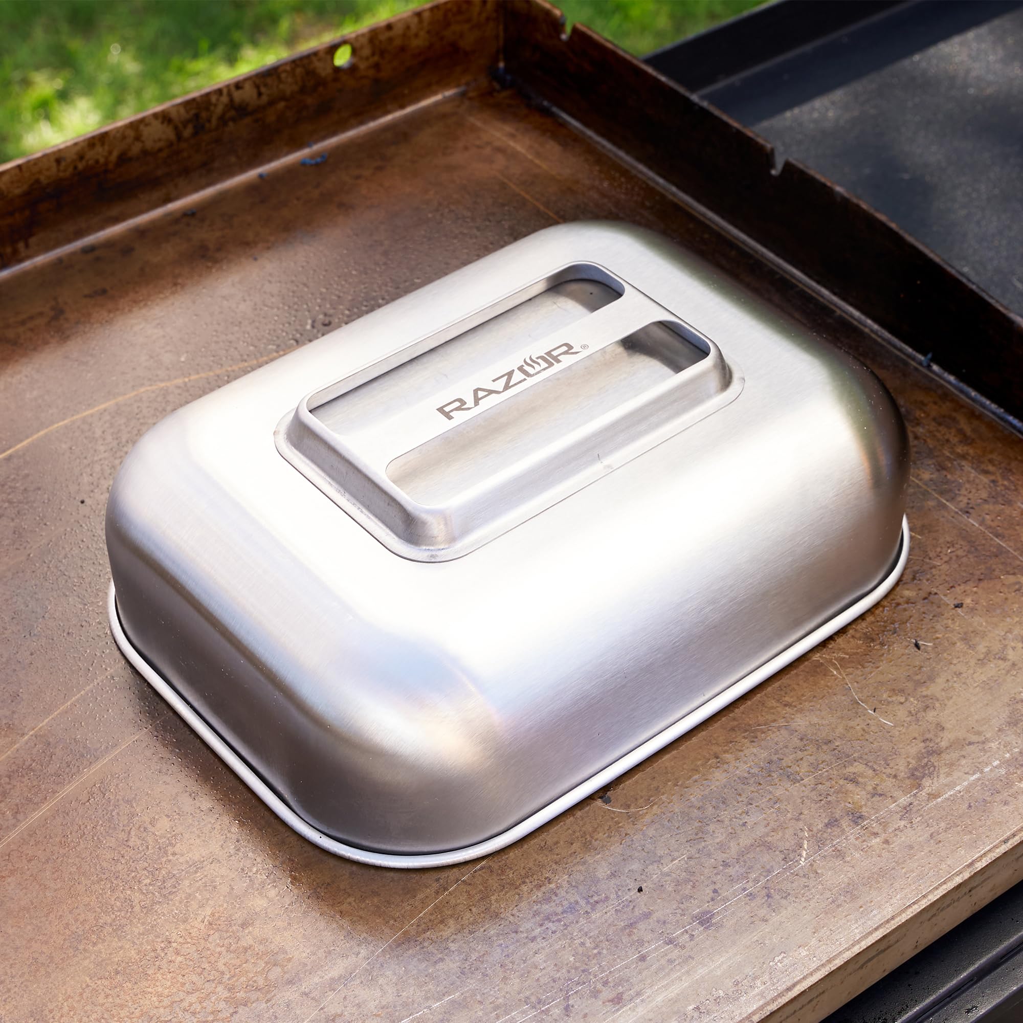 Razor 3-in-1 Griddle Dome to Melt Cheese Marinate or Store Food with Tight Seal Lid - Image 4