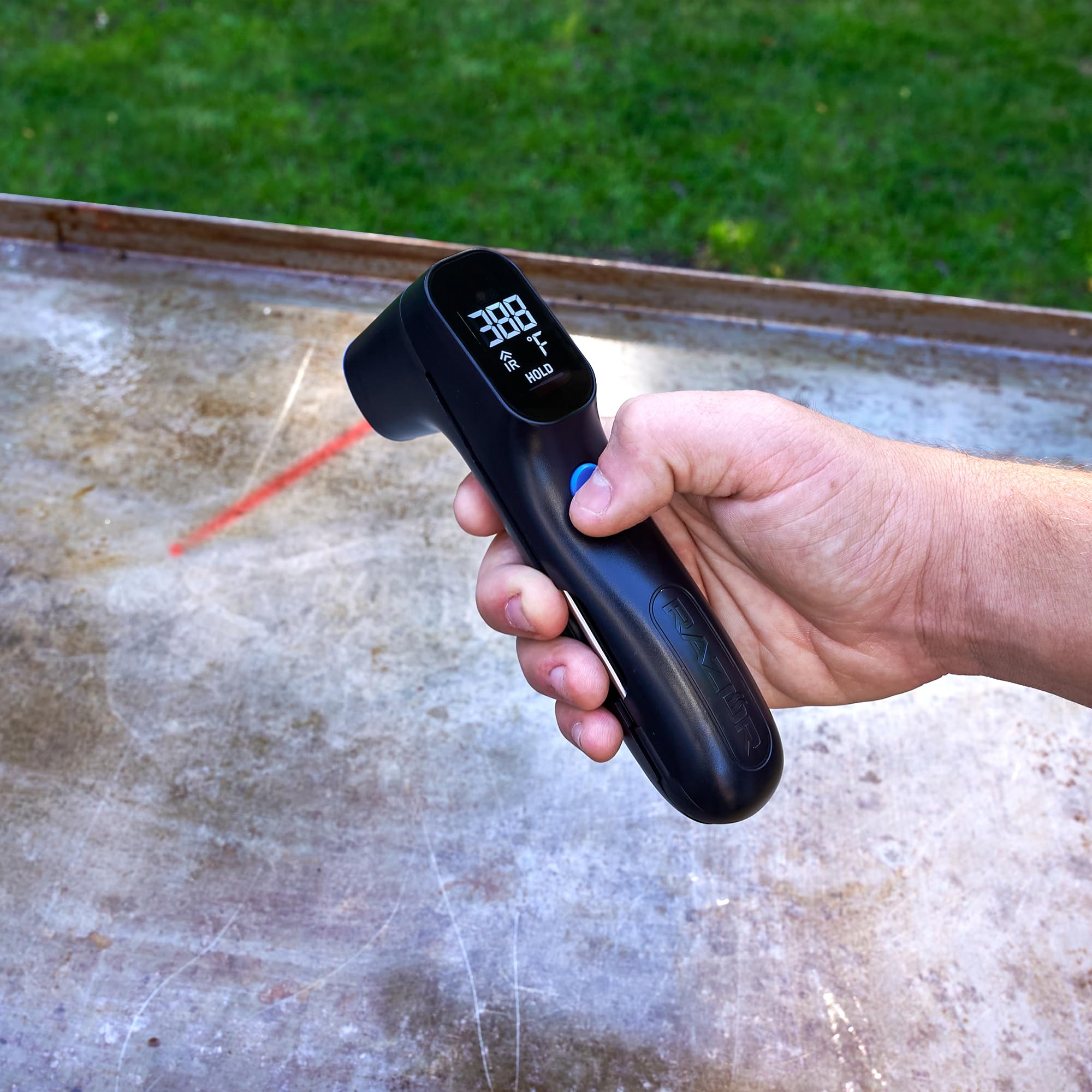 Razor Infrared Thermometer with Instant Food Probe - Image 4