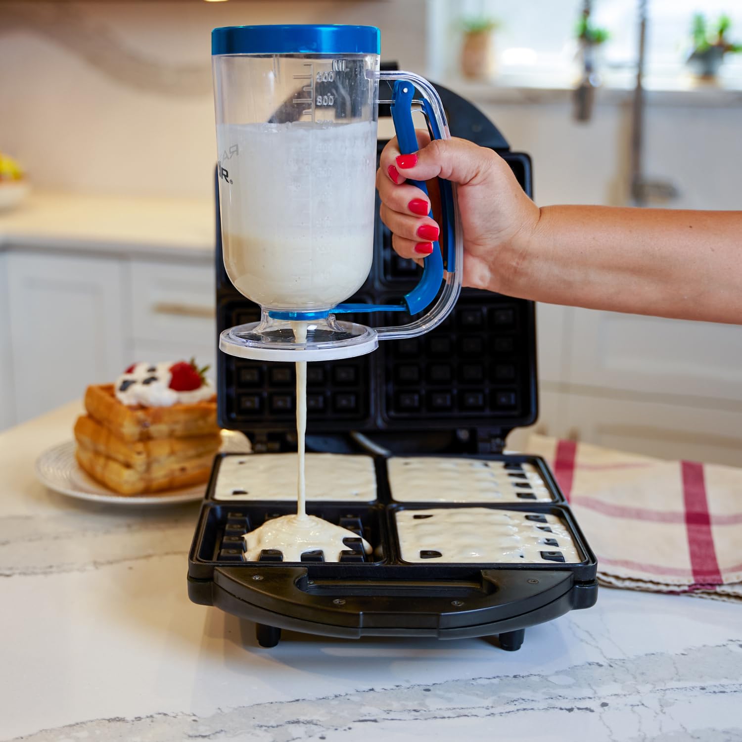 RAZOR Pancake Batter Dispenser, Pancakes & Waffles Batter Dispenser for Cakes, Muffins, Crepes, Cupcake for Baking, Cooking on Stovetop, Griddles, Prevents Drip, Easy Squeeze Trigger Handle Dispensers - Image 5